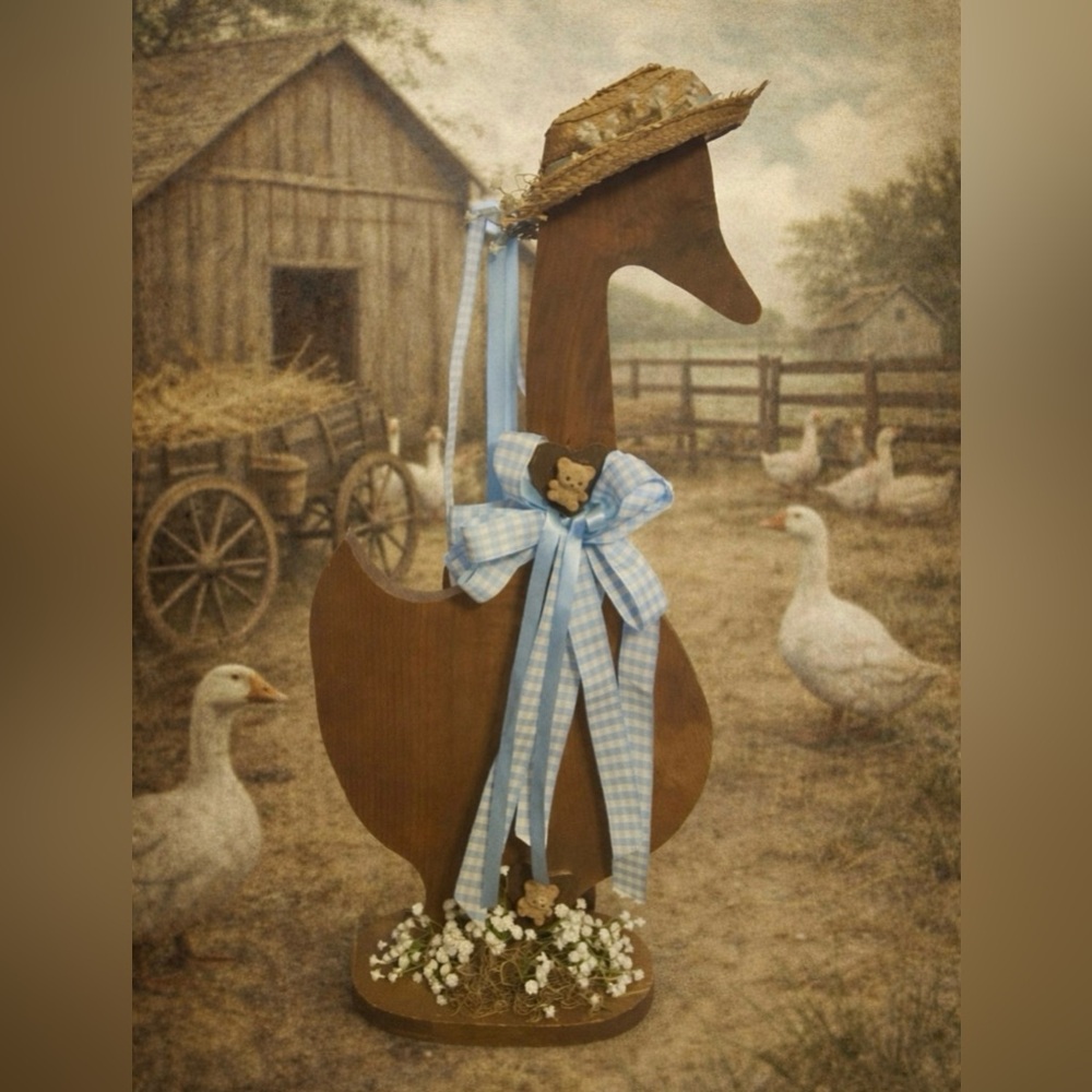 Vintage wooden granny goose (granny core)